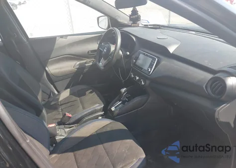2018 Nissan Kicks S z USA, uszkodzony, nr VIN 3N1CP5CU0JL546695